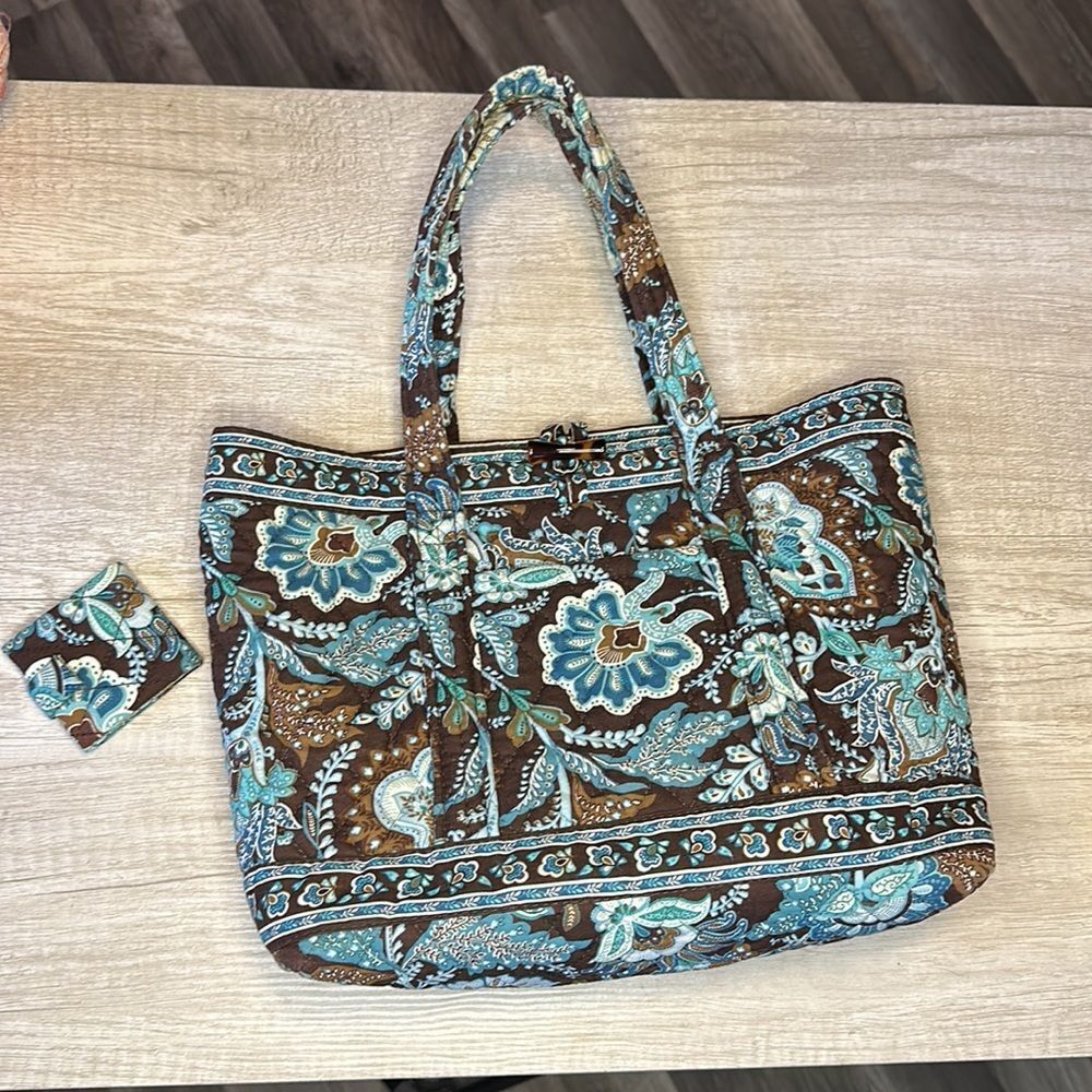 Vera Bradley lot - Picture 2 of 14